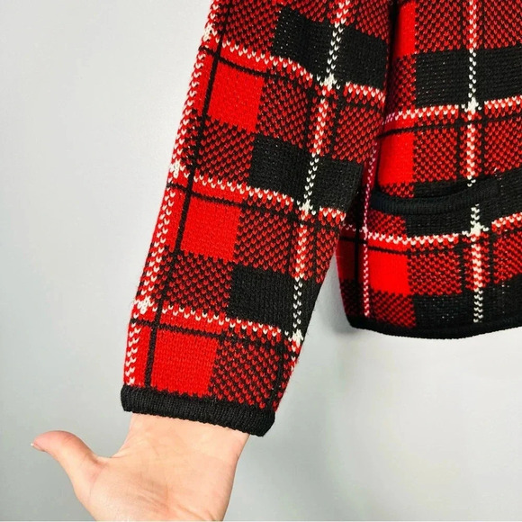 Vintage Liz Baker Plaid Red White Black Heavy Knit Cardigan Embellished Buttons - Picture 8 of 8
